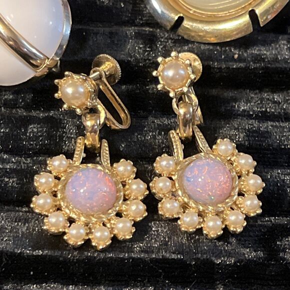 3 Pairs Vintage Sarah Coventry Clip On Earrings Opal Glass Faux Pearl Cabochon - Picture 2 of 9